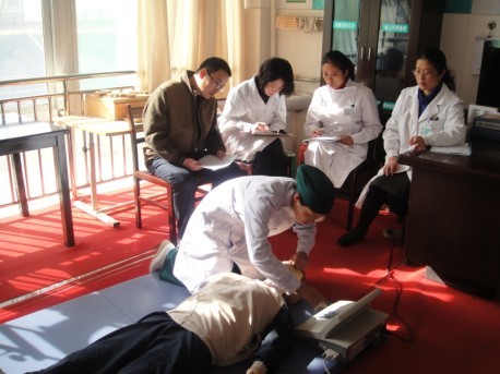 本公司生产心肺复苏模拟人、心肺复苏训练模拟人、安全急救培训模拟人、触电急救模拟人、 触电急救训练模拟人、急救技能训练模型、电力急救模拟人